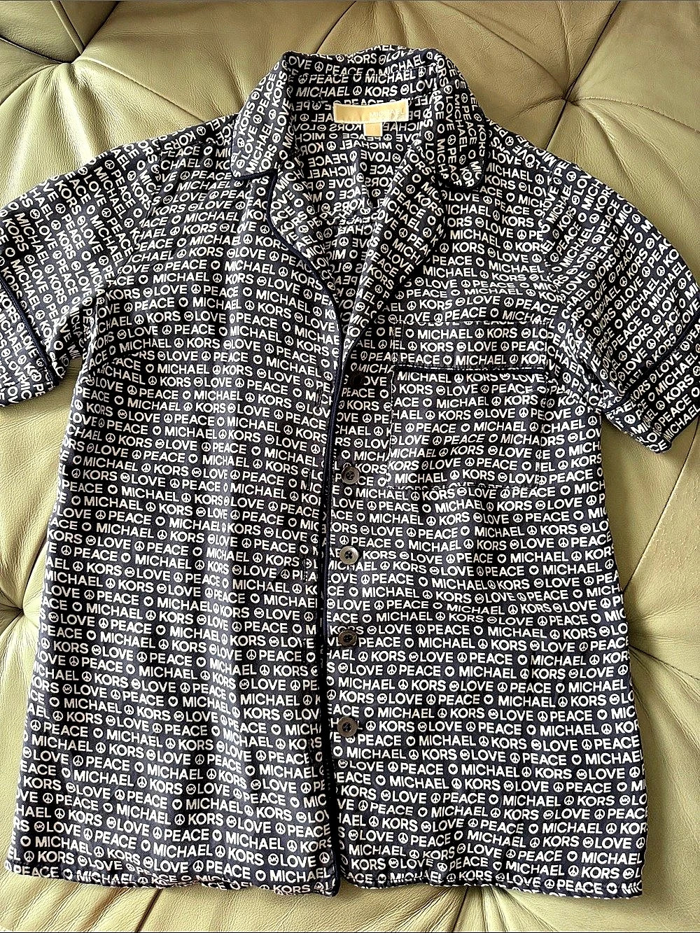 Michael Kors Silk Logo Print Button Down in Black & White Like New